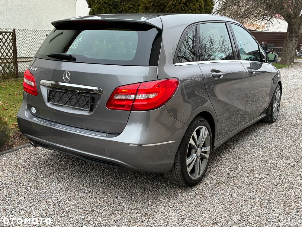 Mercedes-Benz Klasa B 180 BlueEFFICIENCY Edition - 27