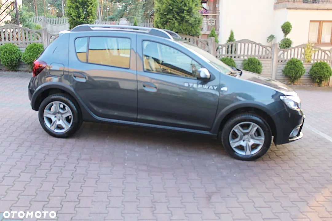 Dacia Sandero Stepway 0.9 TCe Laureate S&S - 3