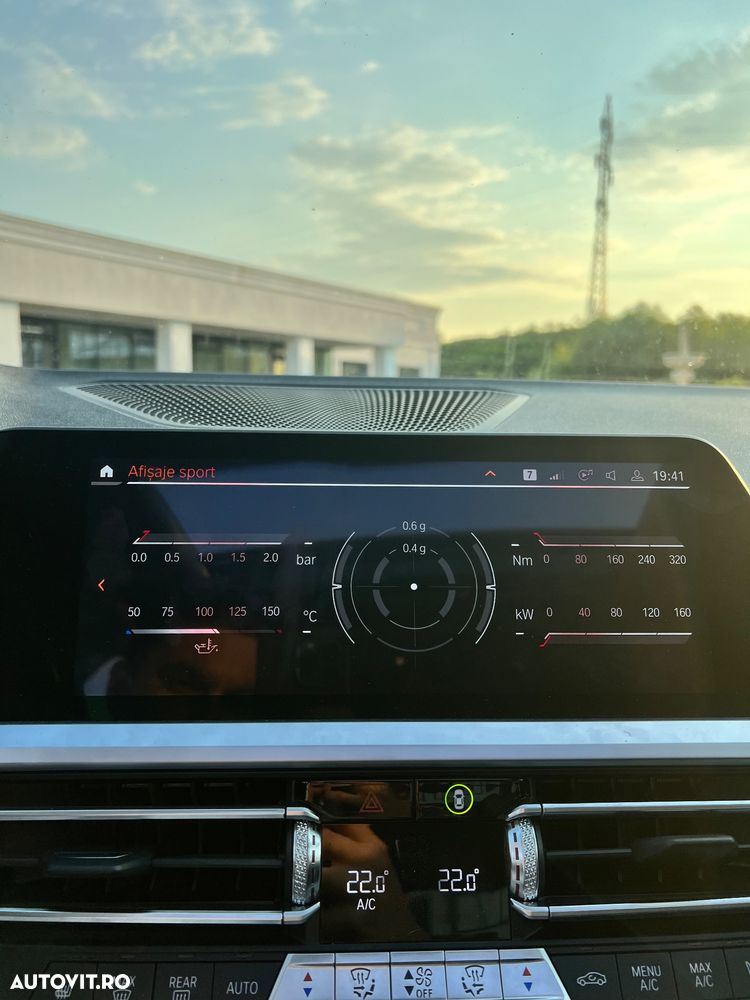 BMW Seria 3 320i Aut. Sport Line - 19