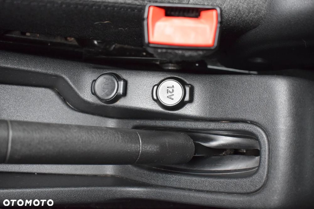 Citroën C3 Pure e-Tech VTi 82 ETG Tendance - 26
