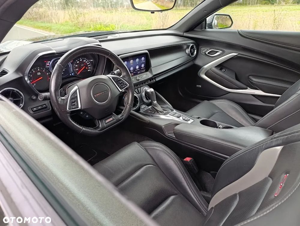 Chevrolet Camaro - 18
