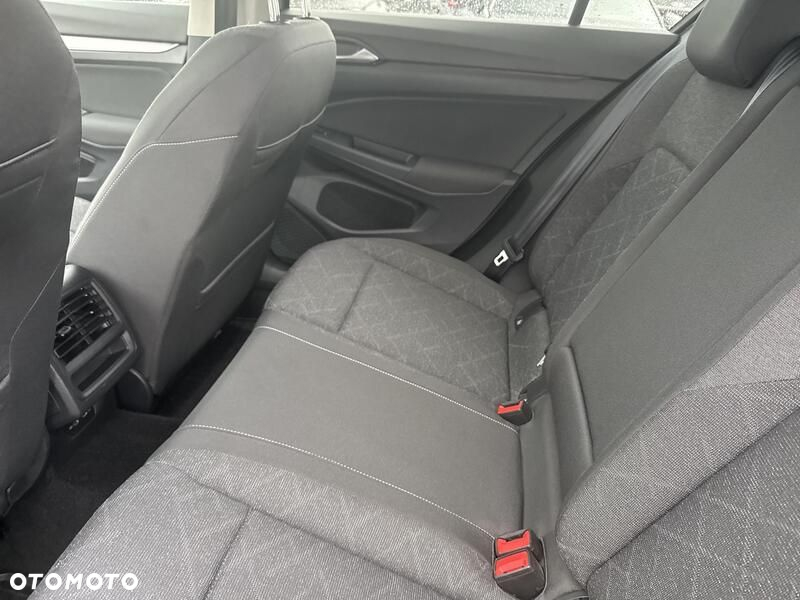 Volkswagen Golf - 20