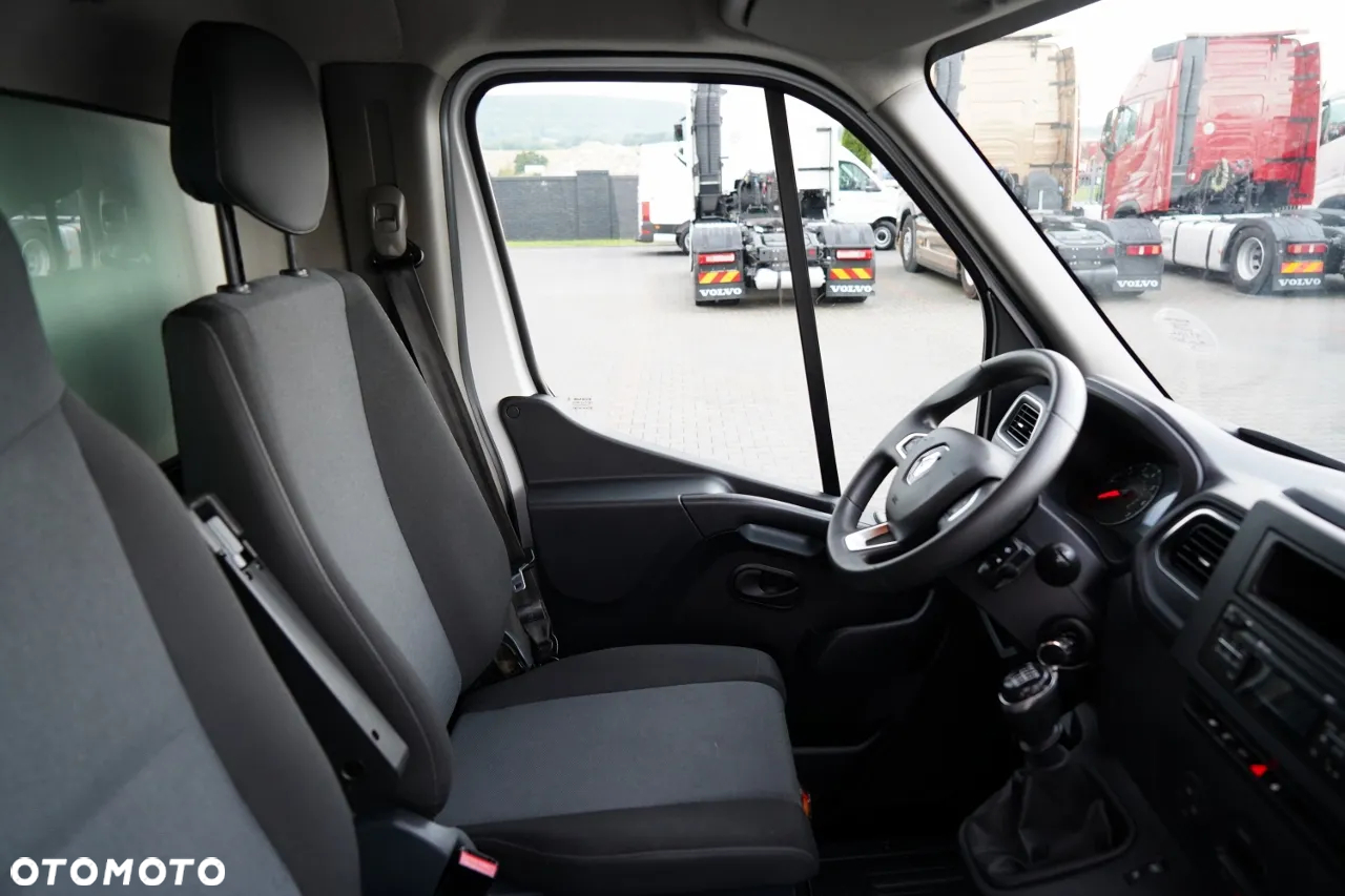 Renault MASTER  / KONTENER  / BLIŹNIAK   / DMC: 3500 KG / 2020R - 26