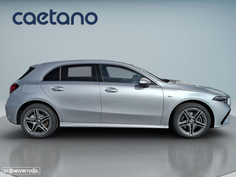 Mercedes-Benz A 250 e - 9