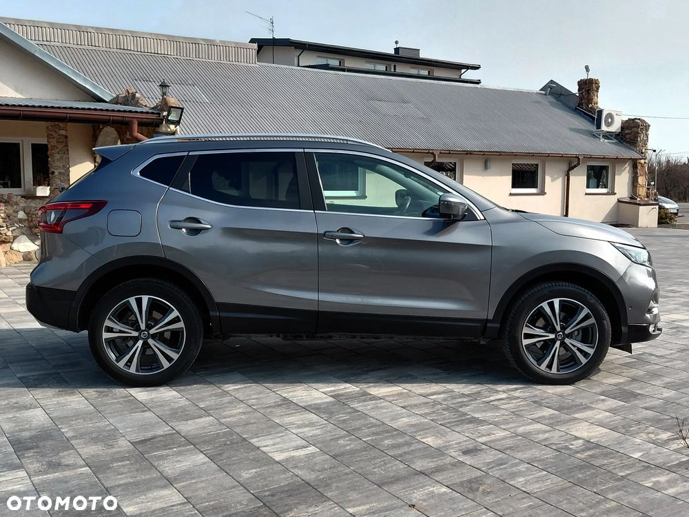 Nissan Qashqai 1.3 DIG-T SHIRO - 15