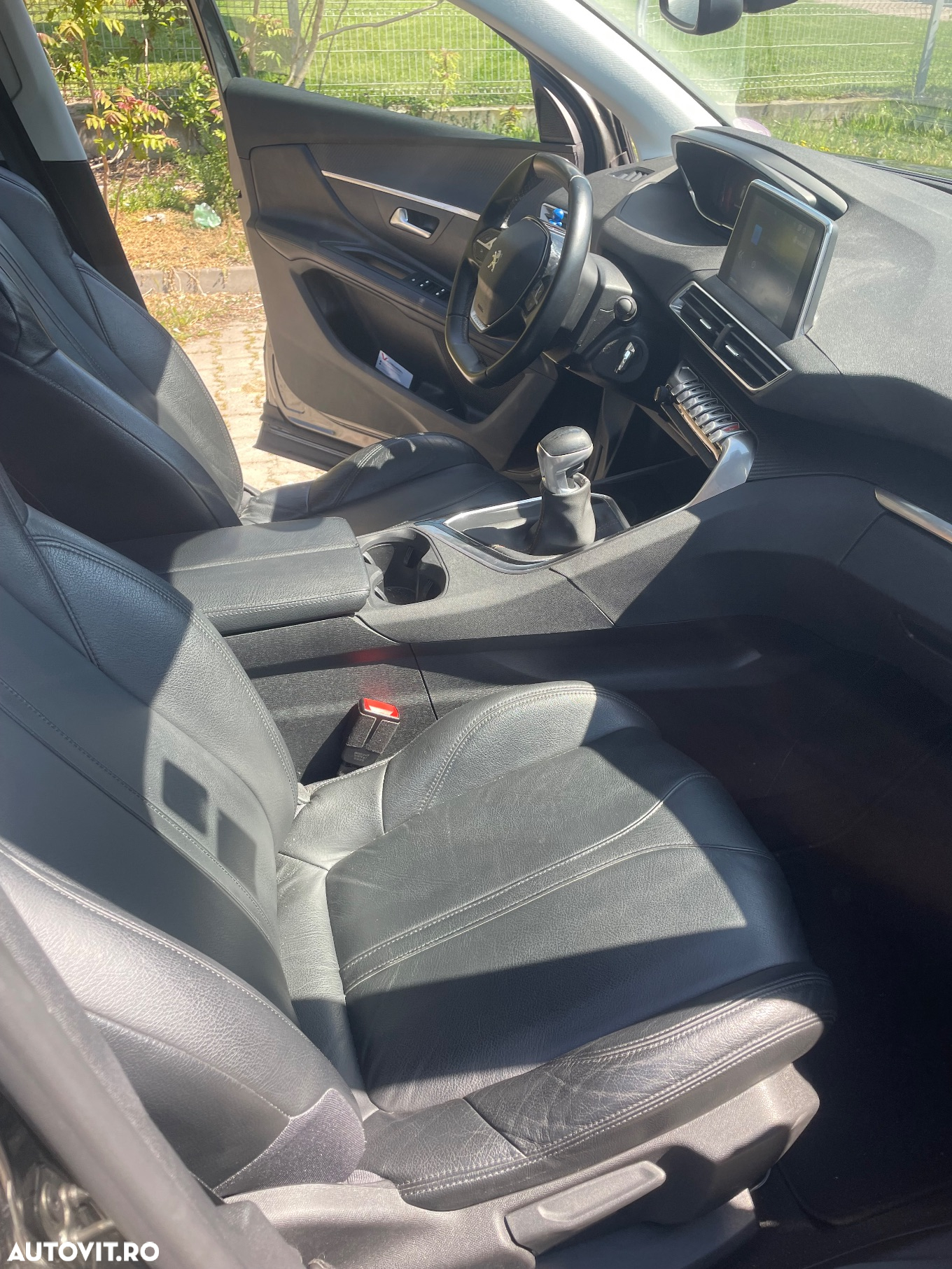 Peugeot 3008 PureTech 130 Stop & Start GPF Roadtrip - 7