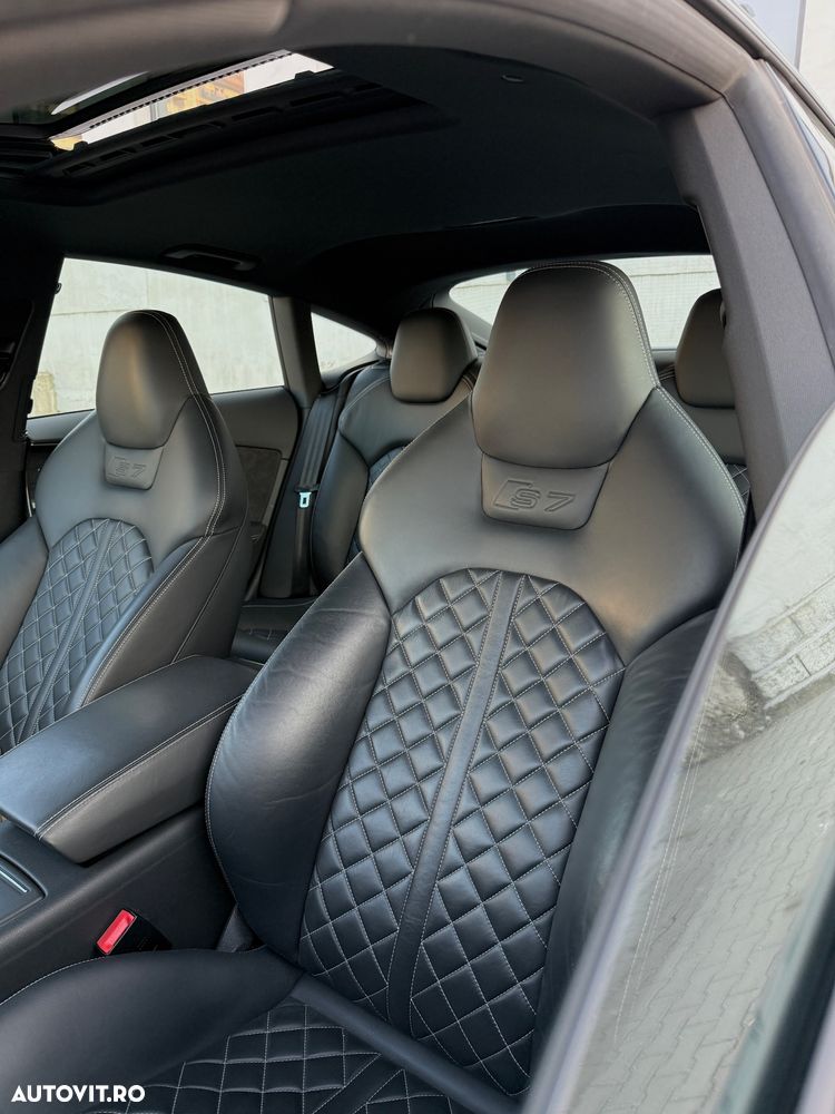 Audi S7 Standard - 9