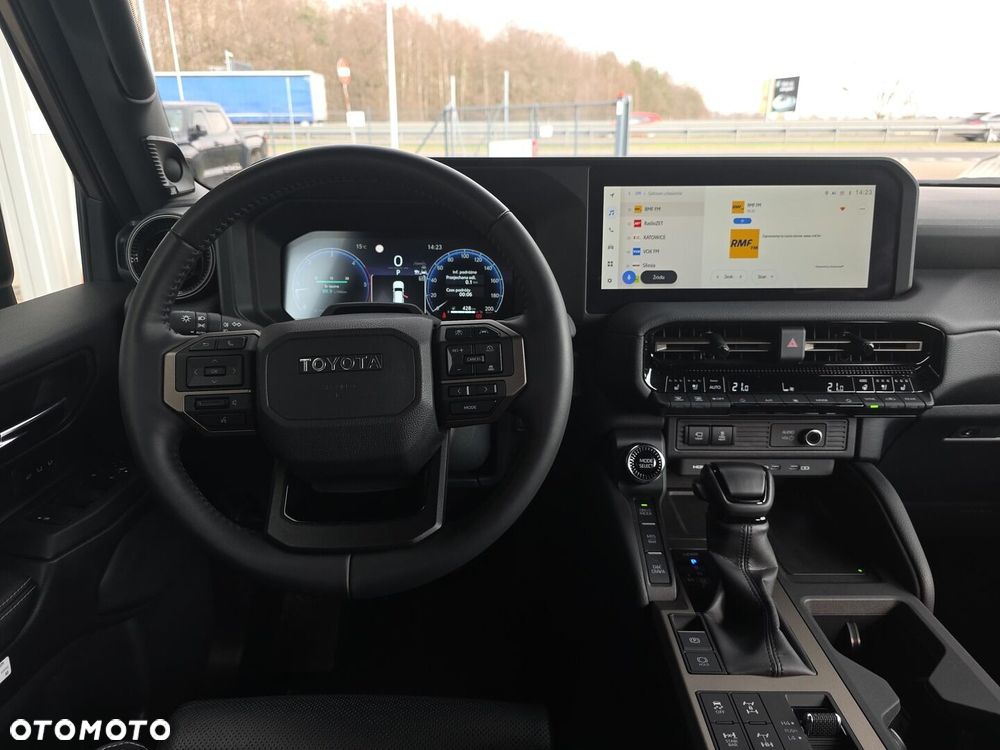 Toyota Land Cruiser LC 2.8 D-4D Executive - 11