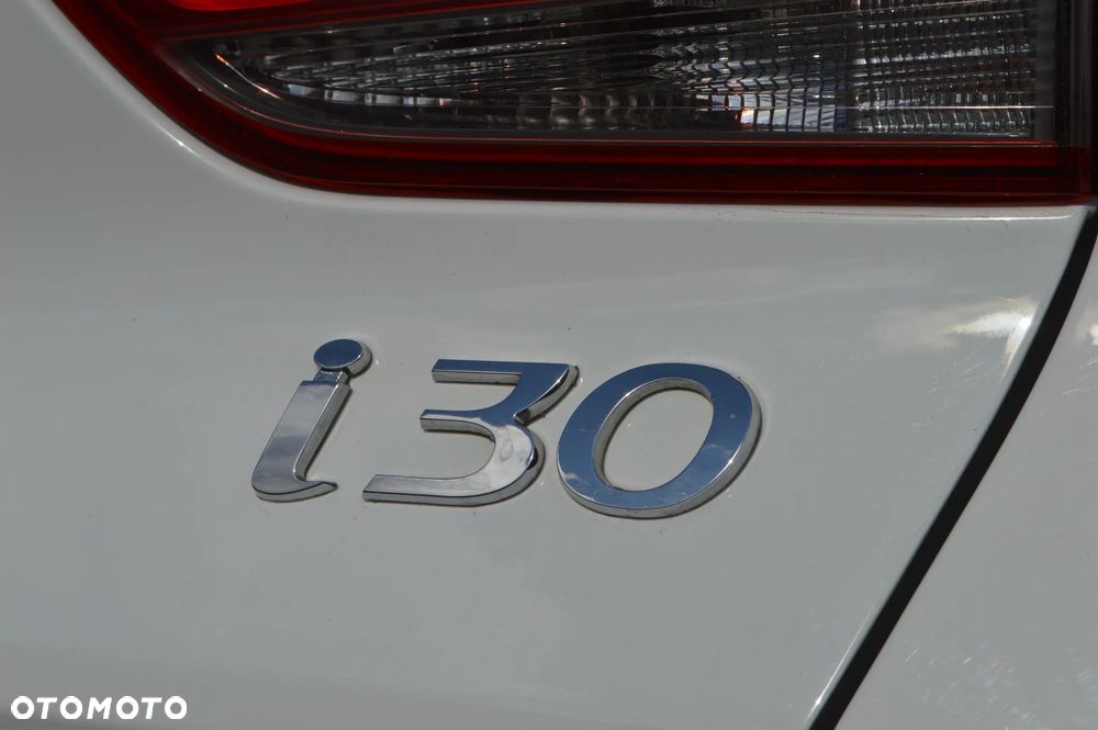 Hyundai i30 1.6 D Comfort - 19