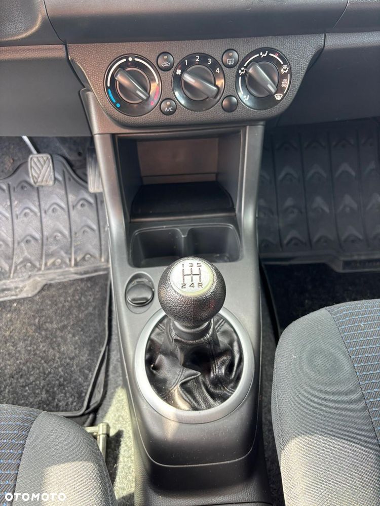 Suzuki Swift 1.3 DDiS Comfort - 27