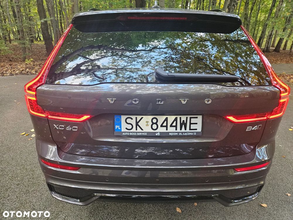 Volvo XC 60 D4 AWD R-Design - 7