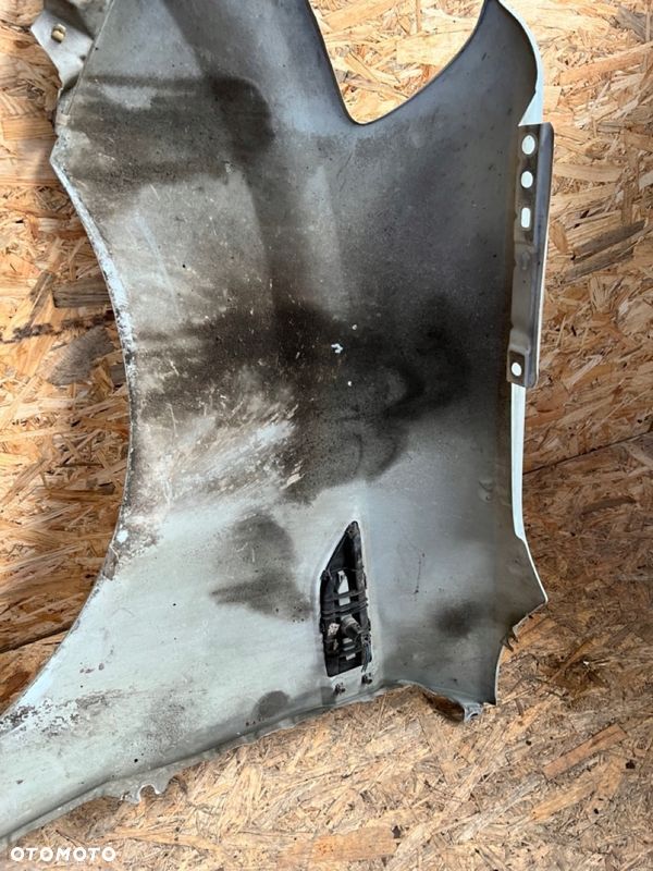 BŁOTNIK prawy KIA SOUL I 1 Kod lakieru: 1H - 13