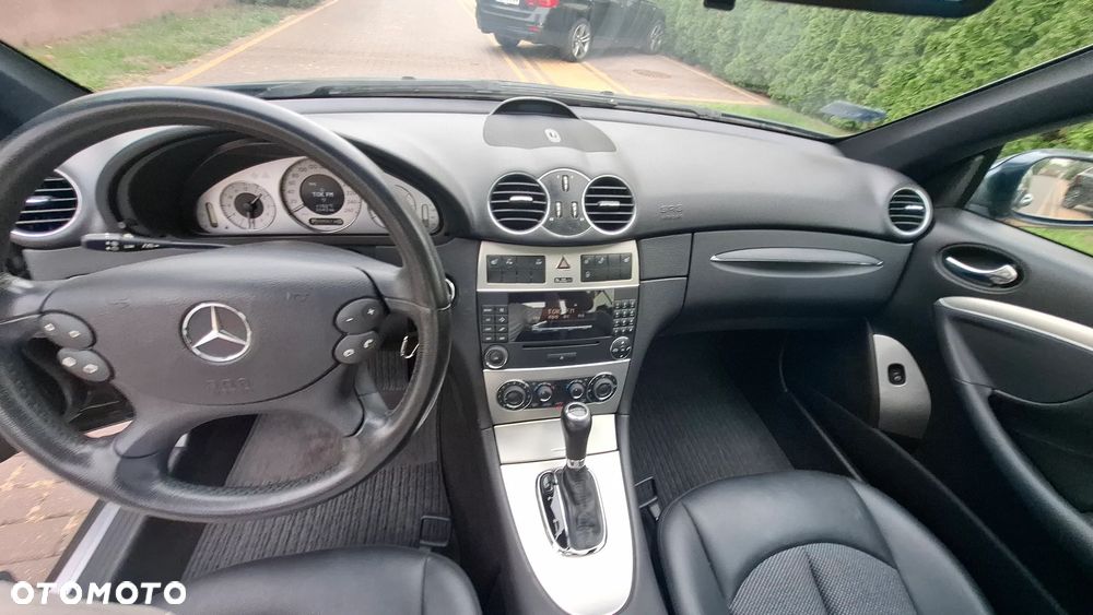 Mercedes-Benz CLK - 18