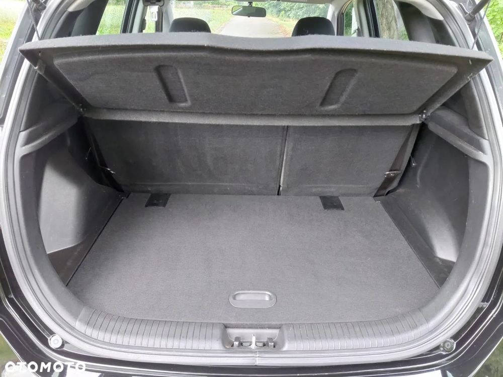 Hyundai ix20 1.4 blue Space+ - 12