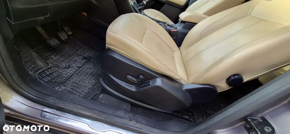 Ford S-Max 2.0 TDCi DPF Business Edition - 12