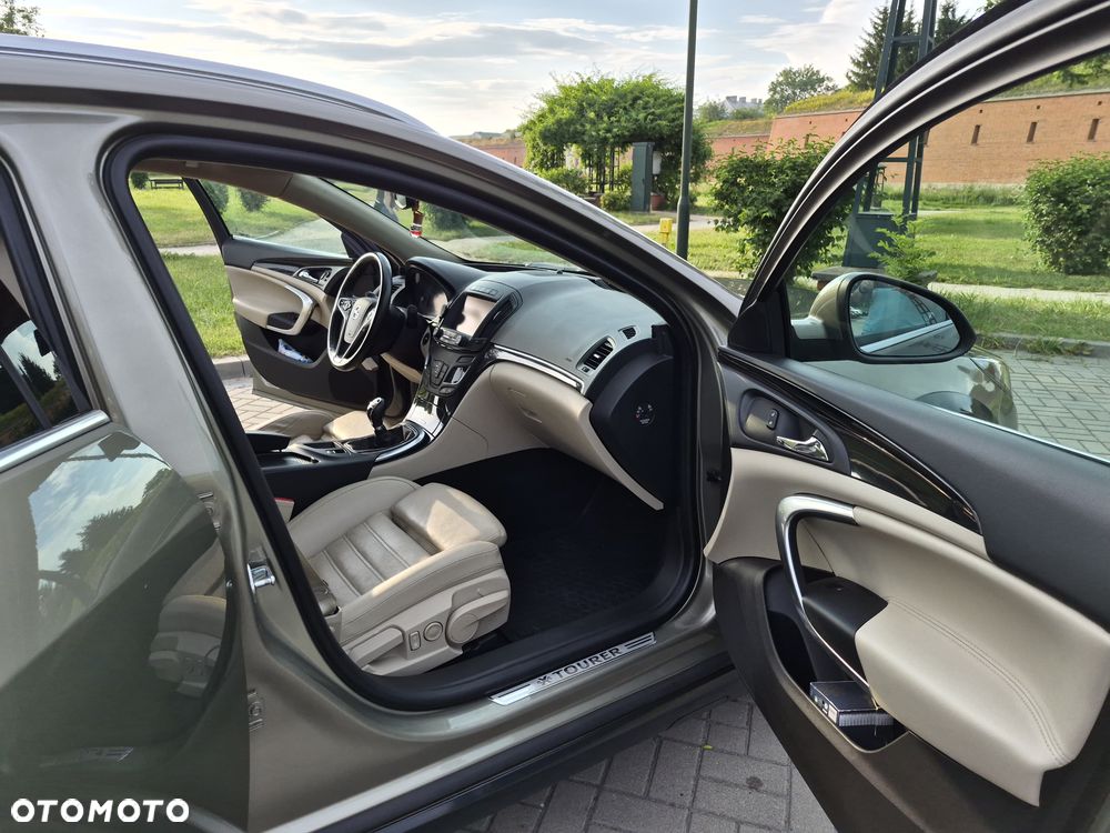 Opel Insignia 2.0 CDTI 4x4 Exclusive S&S - 22