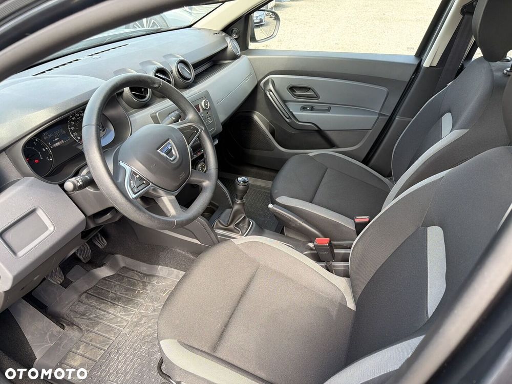 Dacia Duster 1.6 SCe Essential - 15