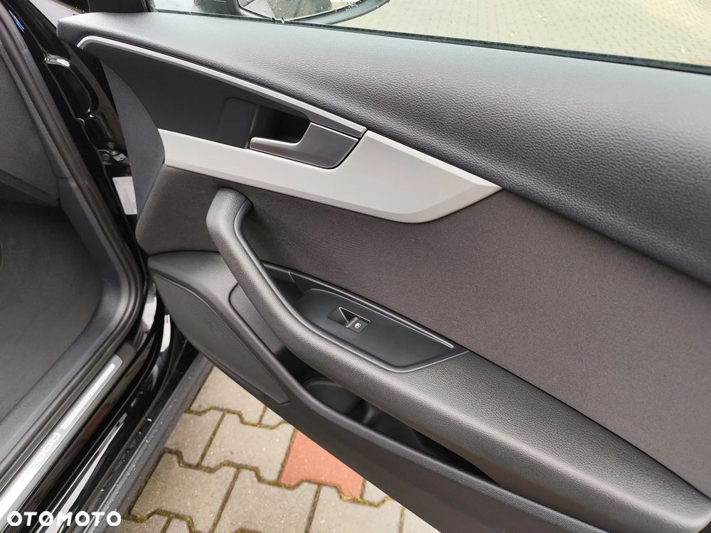 Audi A4 Allroad - 23