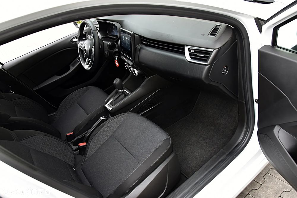 Renault Clio 1.6 E-TECH Techno - 21