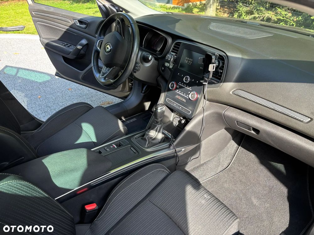 Renault Megane 1.2 Energy TCe Limited - 10