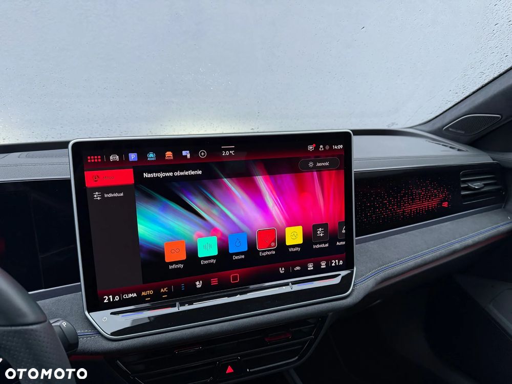 Volkswagen Passat 2.0 TSI 4Mot R-Line DSG - 18