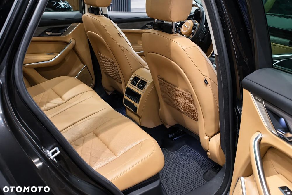 Jaguar F-Pace - 10