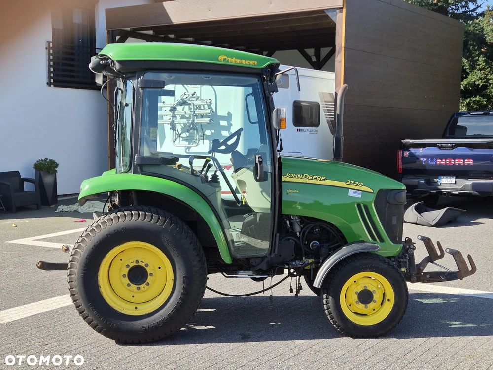 John Deere 3720 4x4 - 4