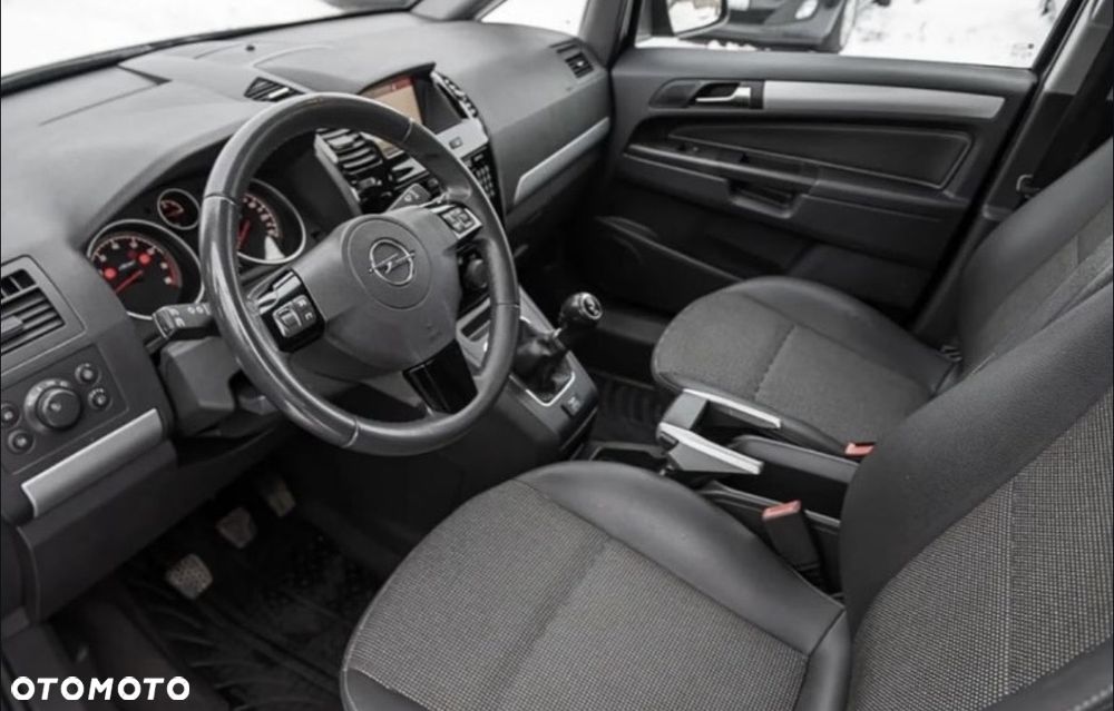 Opel Zafira 1.6 Enjoy EU5 - 2