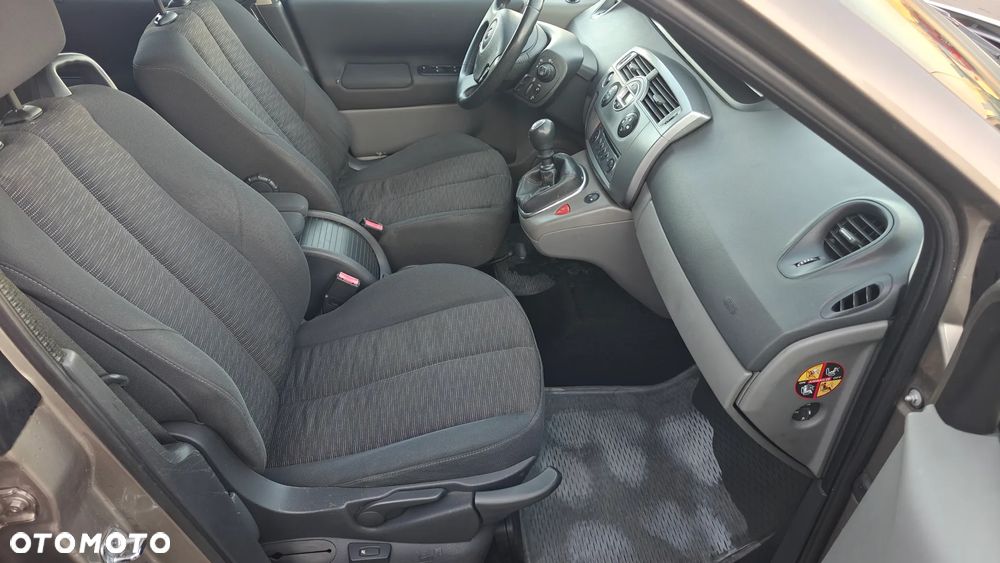 Renault Scenic 1.6 16V Expression - 16