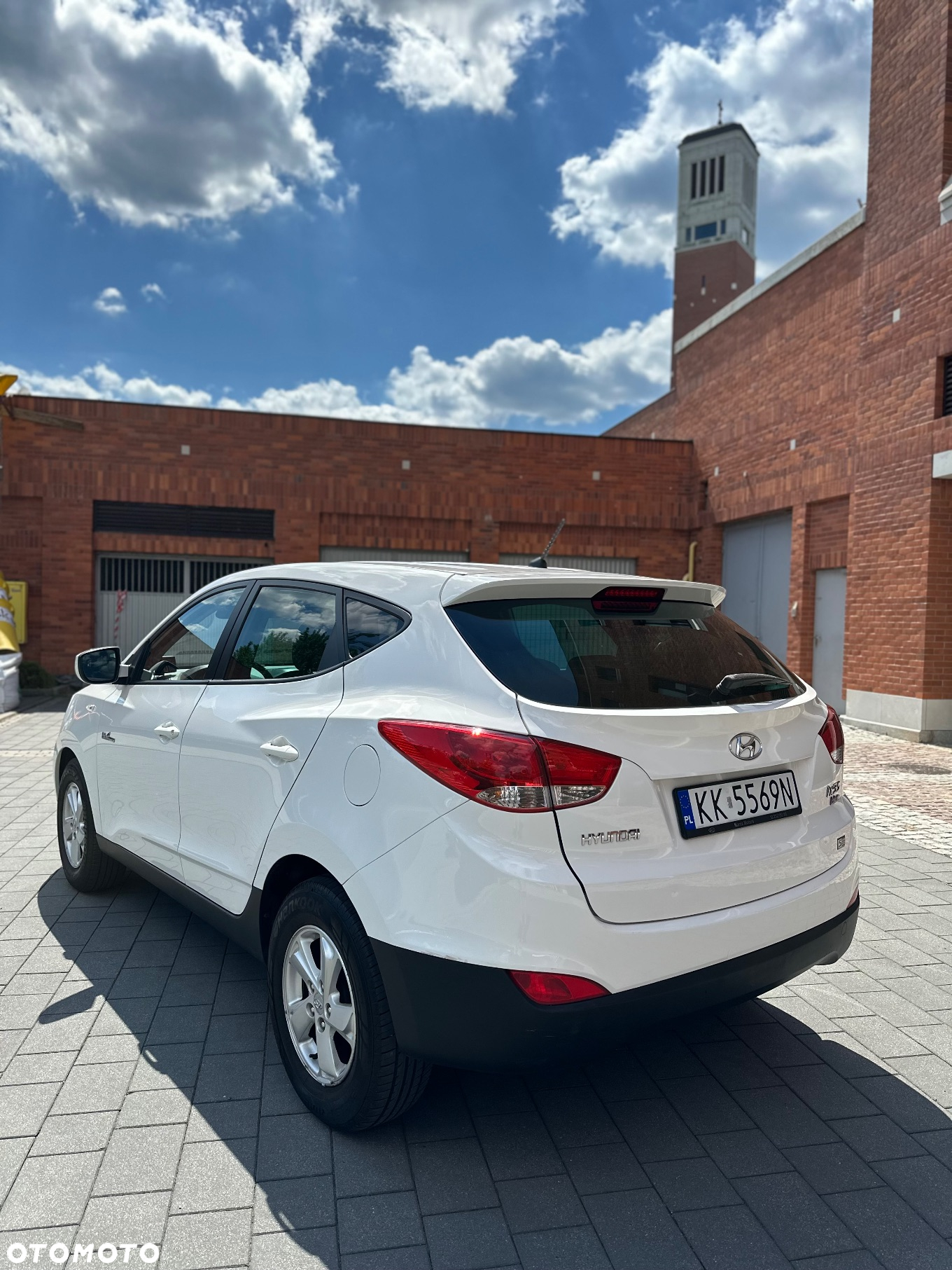 Hyundai ix35 1.6 2WD blue Trend - 17