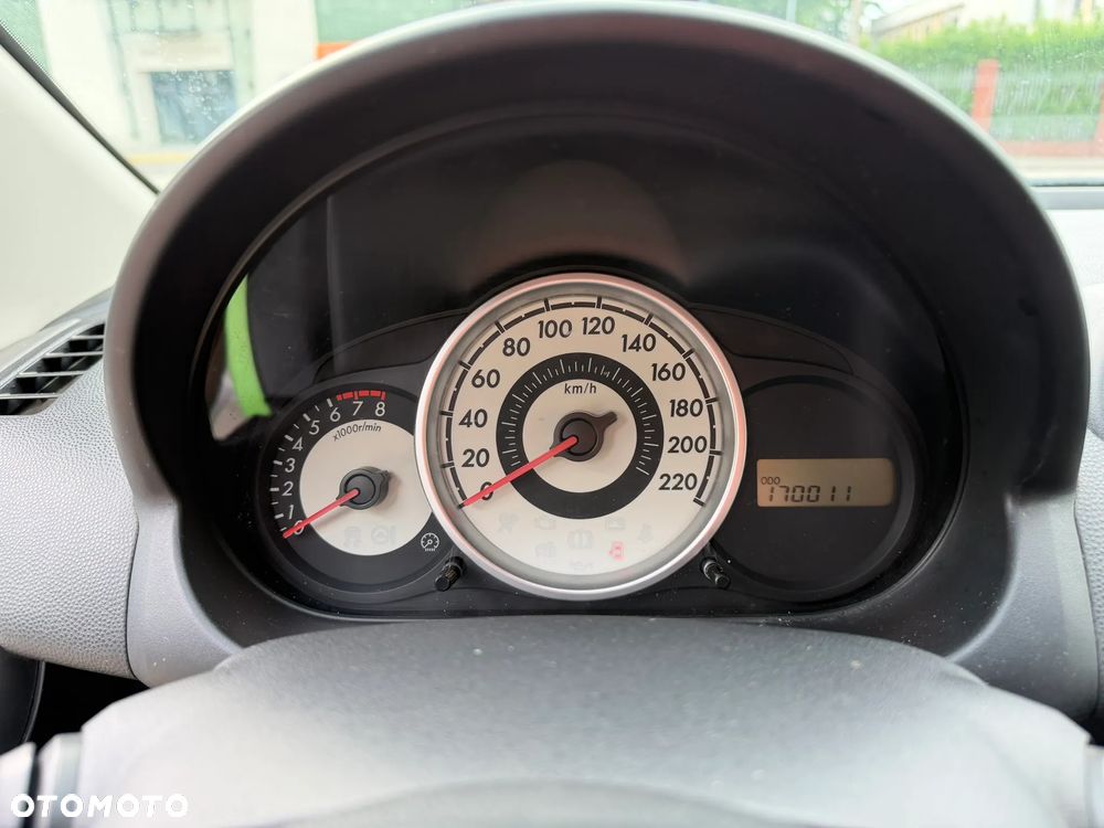 Mazda 2 - 11