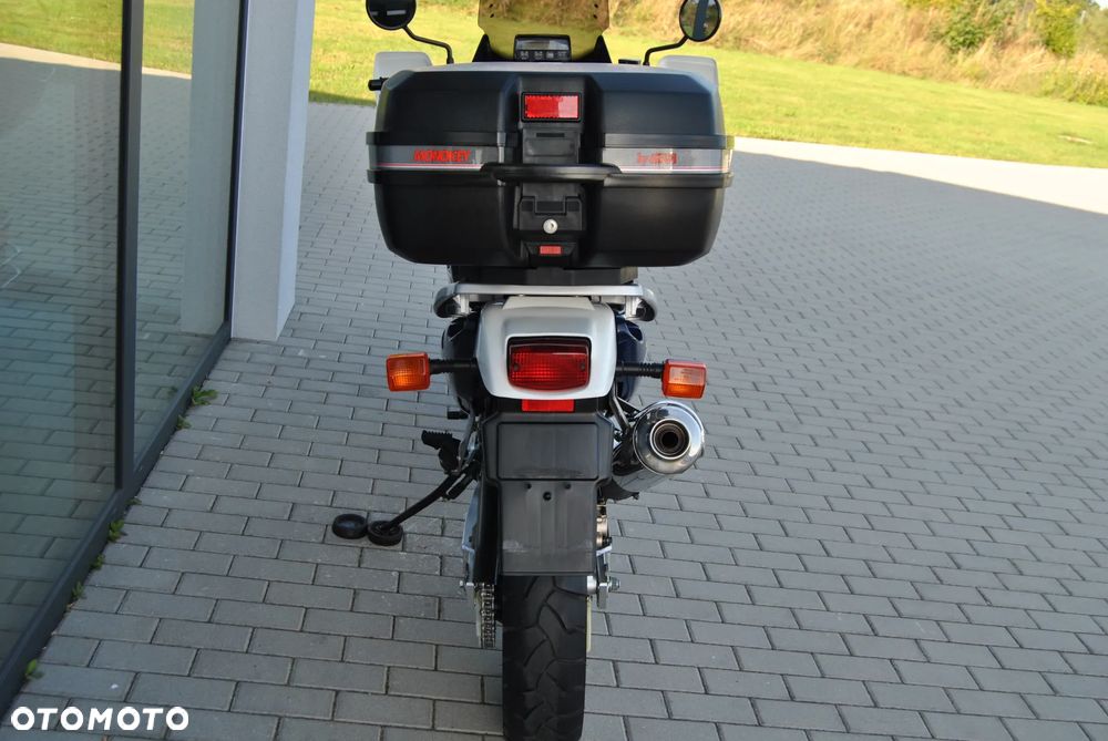Honda XRV - 7