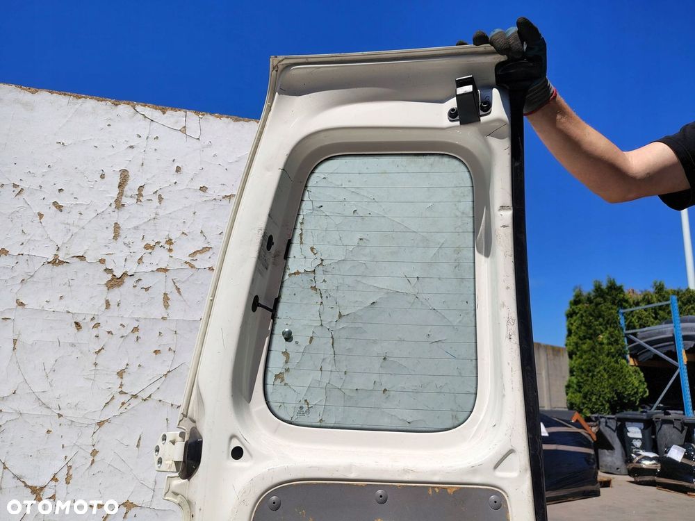 DRZWI PRAWY TYŁ SKRZYDEŁKOWE VOLKSWAGEN CADDY 3 III - 14