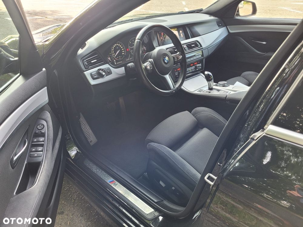 BMW Seria 5 520d xDrive M Sport sport - 9