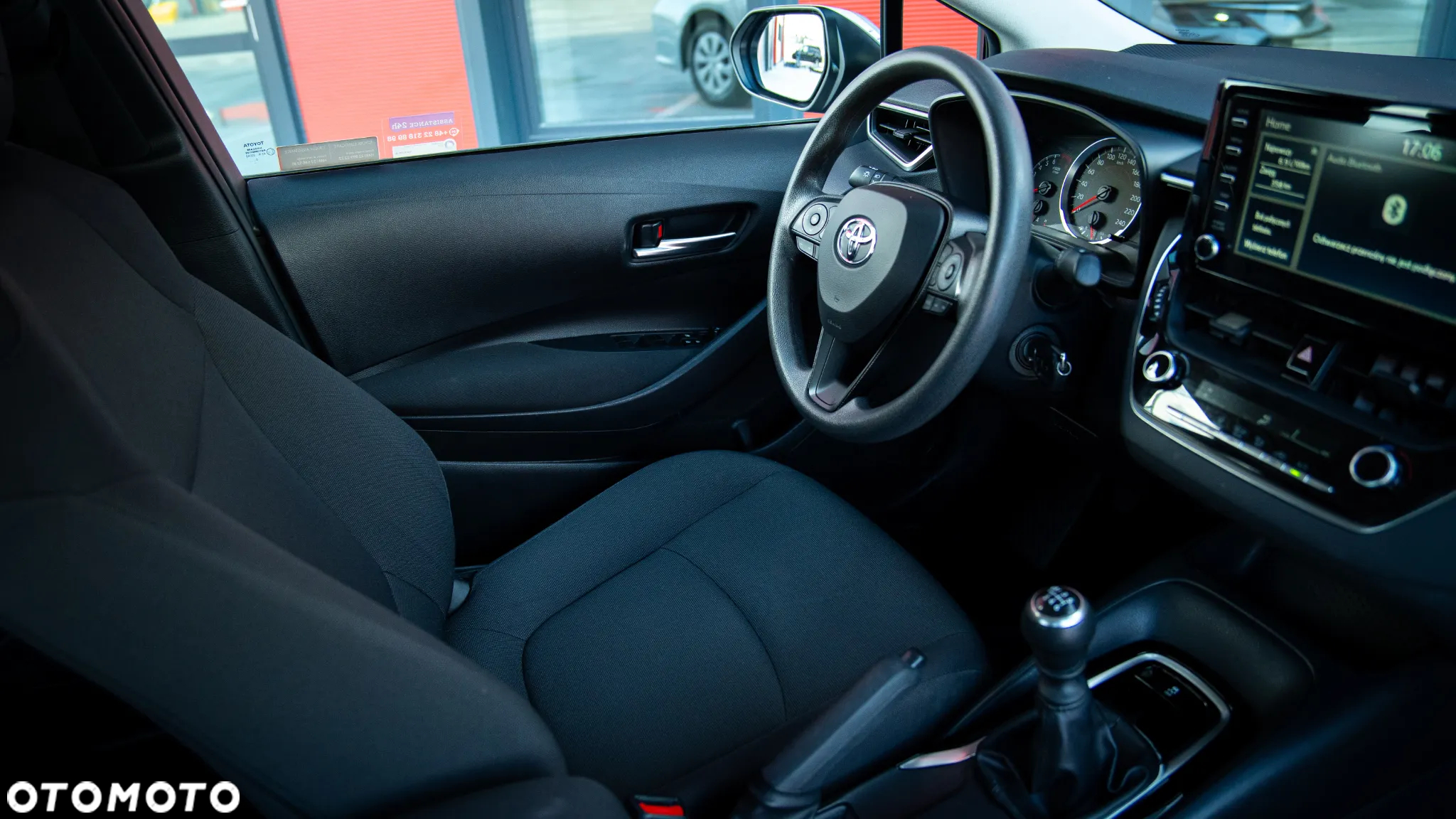 Toyota Corolla 1.6 Active - 12