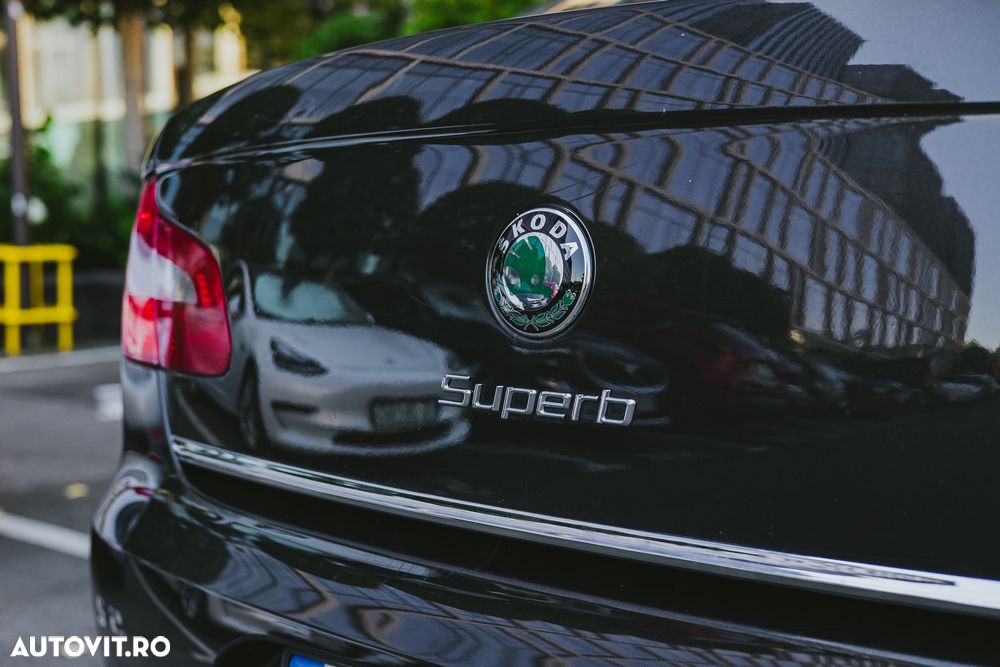 Skoda Superb 2.0 TDI Elegance DSG - 7