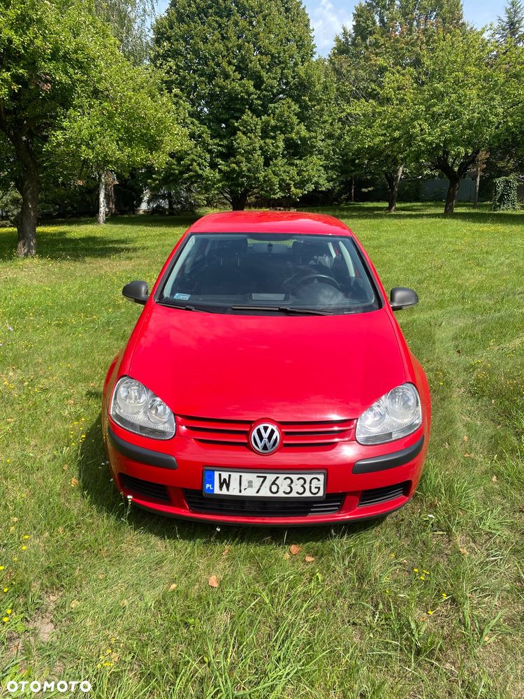 Volkswagen Golf - 1