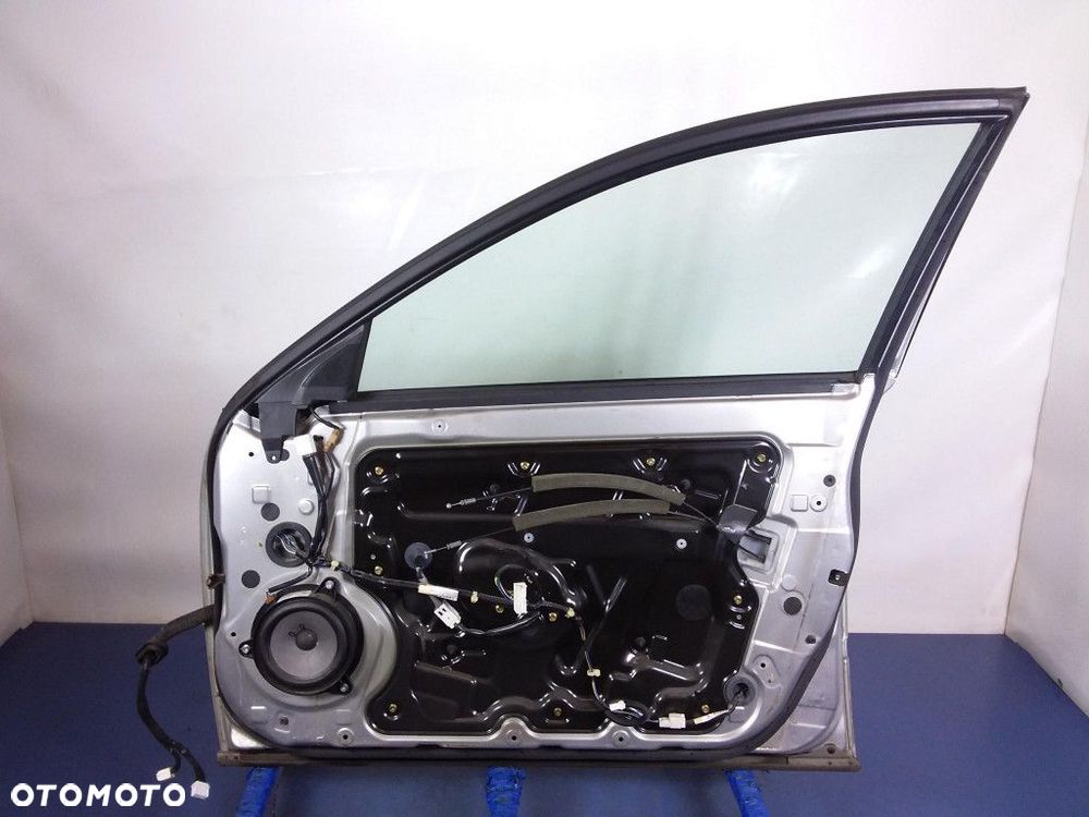 NISSAN MAXIMA A34 DRZWI PRZÓD PRAWE KY1 - 6