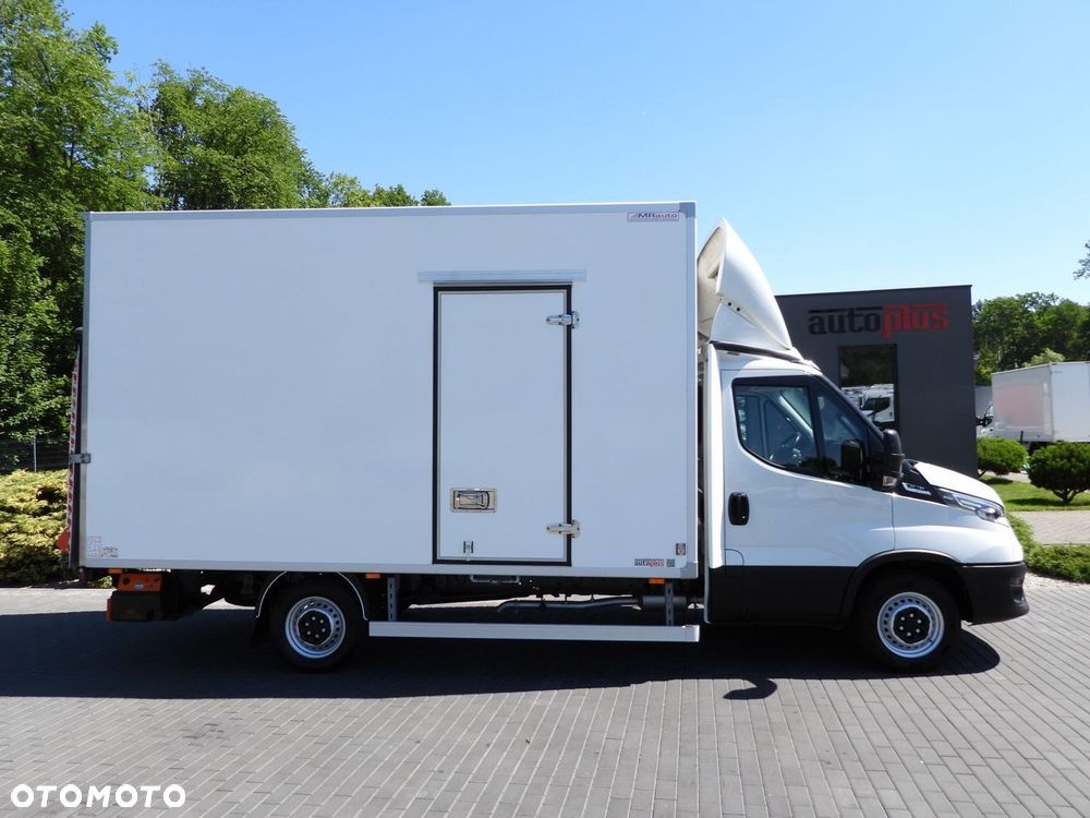 Iveco DAILY 35S18 KONTENER WINDA 8 PALET TEMPOMAT NAWIGACJA LEDY AUTOMAT HI-MATIC KLIMATYZACJA  180KM - 8