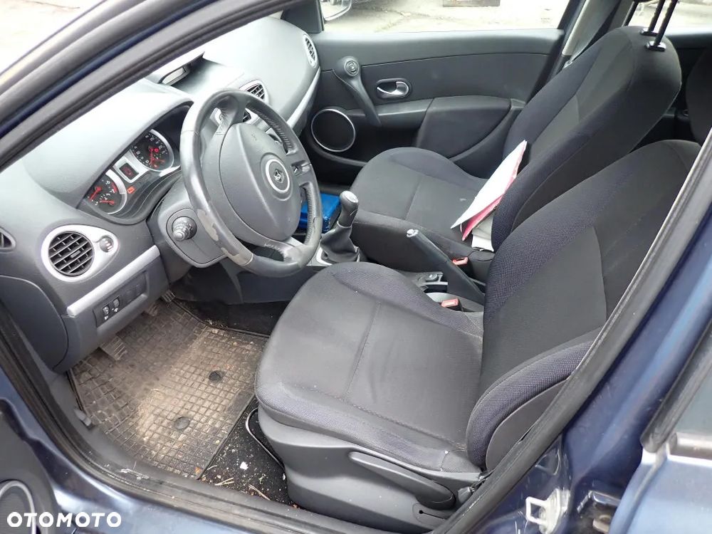 CZĘŚCI - Renault Clio III 1,6 16V 88KM K4M804 HB 5D 5B JH3131 LAKIER TEJ47 2006r. INDEX - 9420 - 8