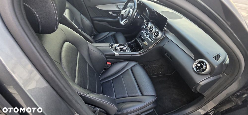 Mercedes-Benz Klasa C 220 d 9G-TRONIC - 13