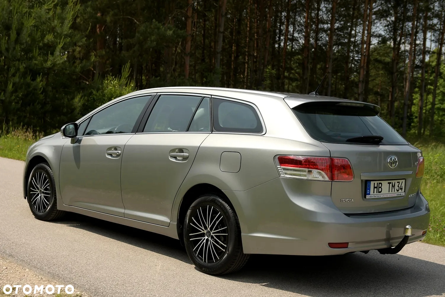 Toyota Avensis - 5