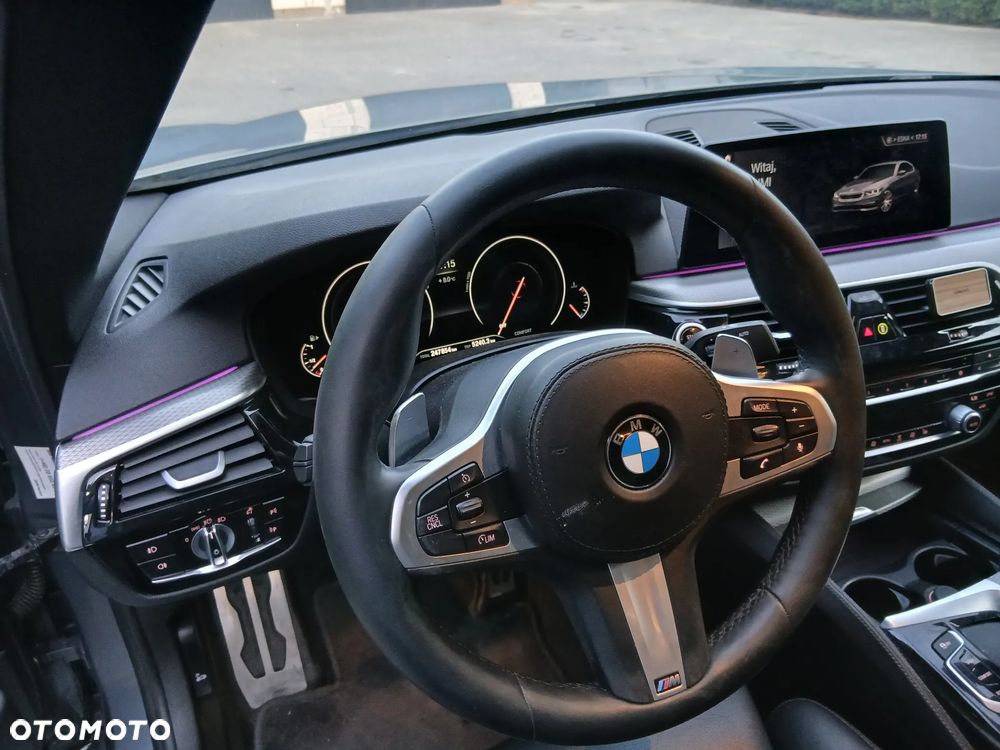 BMW Seria 5 530i xDrive M Sport sport - 15