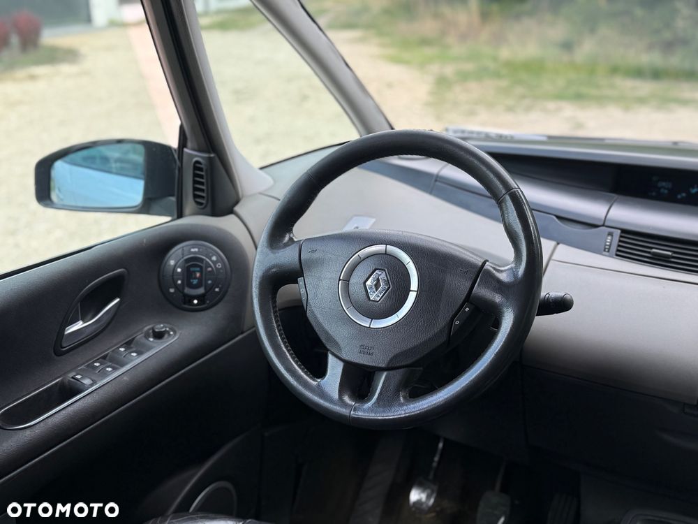 Renault Espace 2.0 Privilege - 10