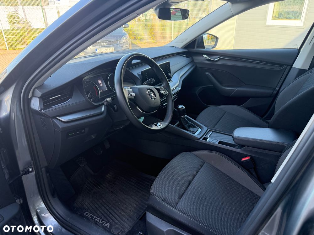 Skoda Octavia 1.5 TSI ACT Ambition - 10
