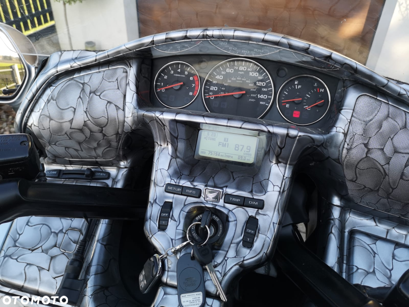 Honda GL - 13