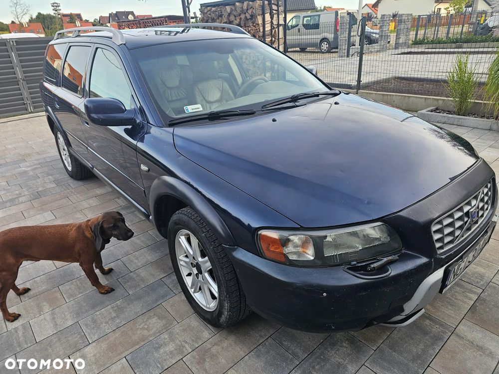 Volvo XC 70 AWD Momentum - 2