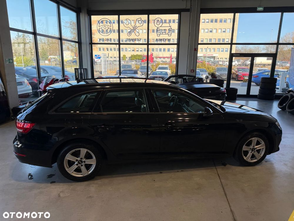 Audi A4 Avant 2.0 TDI ultra S tronic - 4