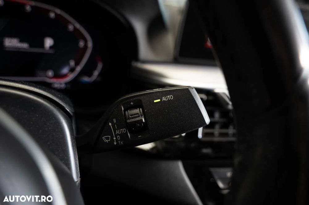 BMW Seria 5 530d xDrive Aut. - 28