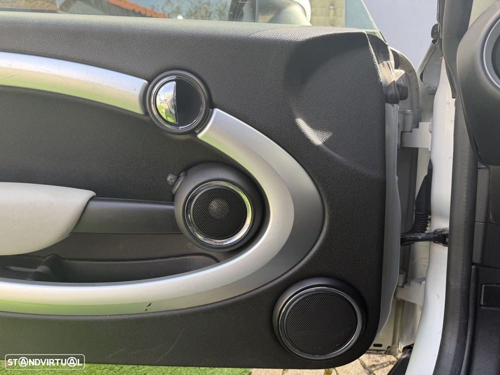 MINI 3 Portas Cooper D 50 Camden - 26